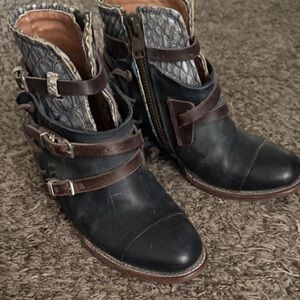 Stylish Black and Brown Ankle Boots